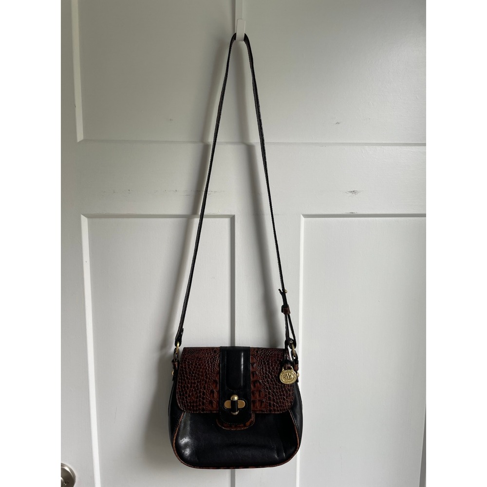 Vintage Brahmin Fairhaven Mass USA Black Brown Croc Embossed Leather Crossbody - Picture 4 of 11